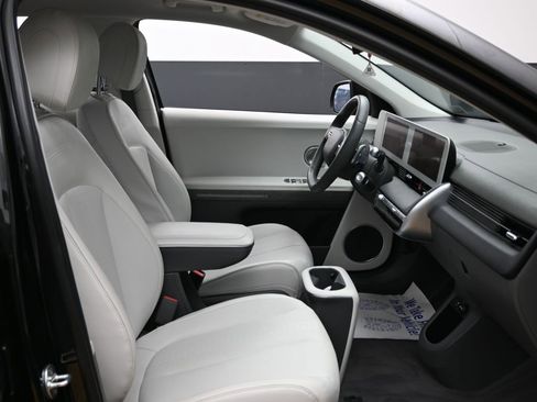 Used 2022 Hyundai Ioniq 5 SEL w/ Cargo Package image 35