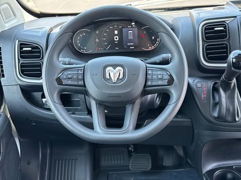 New 2025 RAM ProMaster 2500 w/ Quick Order Package 22G SLT image 17