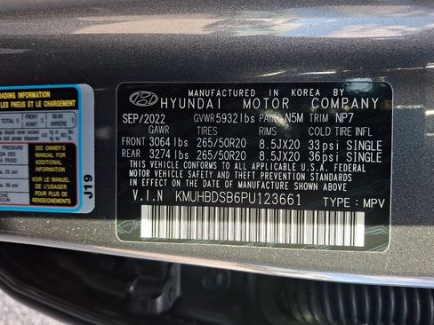 Used 2023 Genesis GV80 2.5T w/ Prestige 20" Package image 27