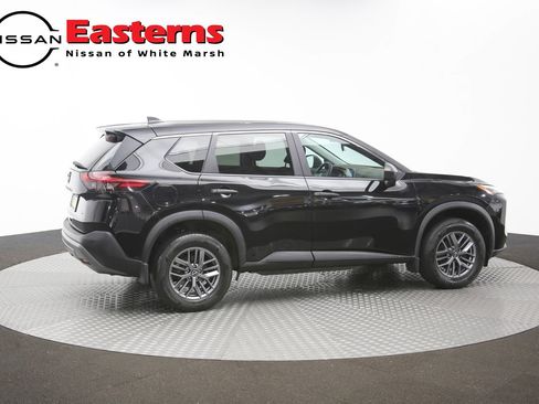 Used 2023 Nissan Rogue S AWD/4WD image 39