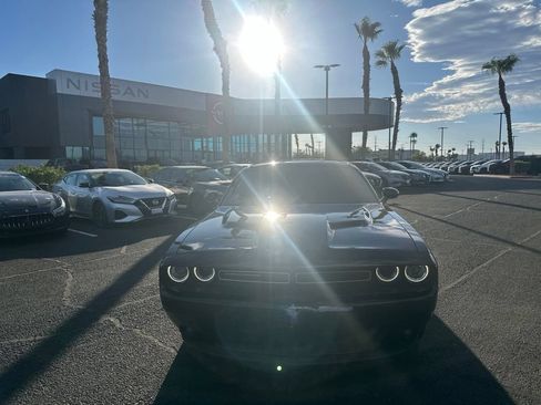 Used 2018 Dodge Challenger R/T RWD image 2