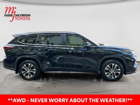 Used 2026 Toyota Highlander XLE AWD/4WD image 7