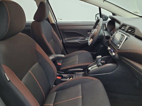 Used 2022 Nissan Versa SR image 21