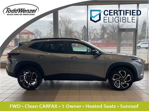 Used 2024 Chevrolet Trax RS w/ Sunroof Package image 1