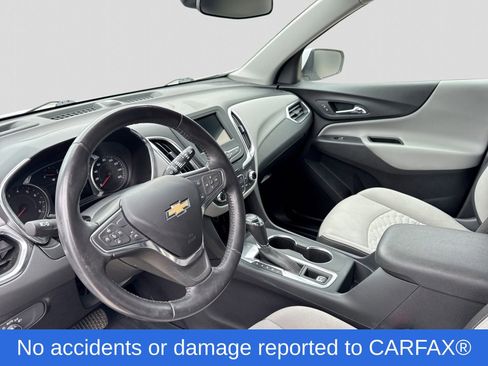 Used 2019 Chevrolet Equinox LT w/ Driver Convenience Package FWD image 2