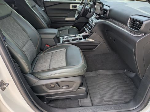 Certified 2022 Ford Explorer Timberline w/ Timberline Technology Package AWD/4WD image 42