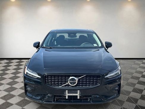 Certified 2023 Volvo S60 B5 Plus w/ Climate Package AWD/4WD image 8