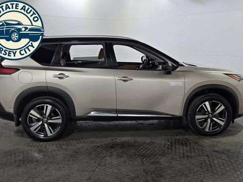 Used 2021 Nissan Rogue Platinum AWD/4WD image 8