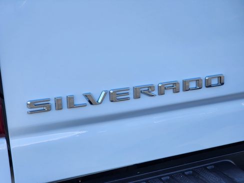 Used 2025 Chevrolet Silverado 2500 LT w/ Safety Package image 12