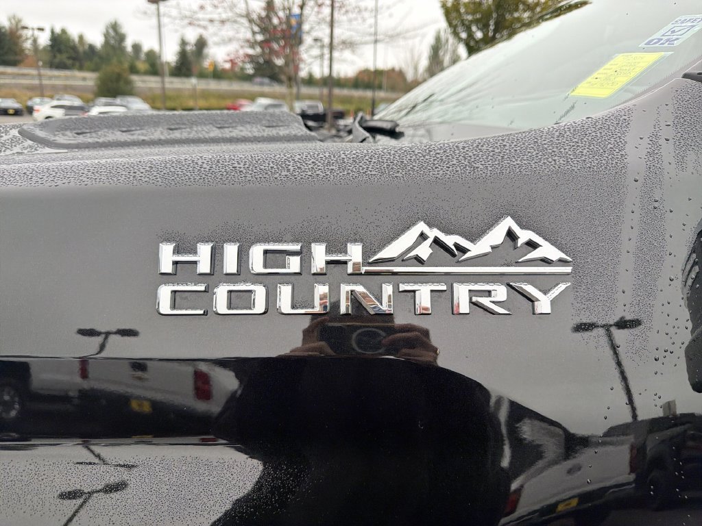 Certified 2022 Chevrolet Silverado 2500 High Country w/ Technology Package AWD/4WD image 34