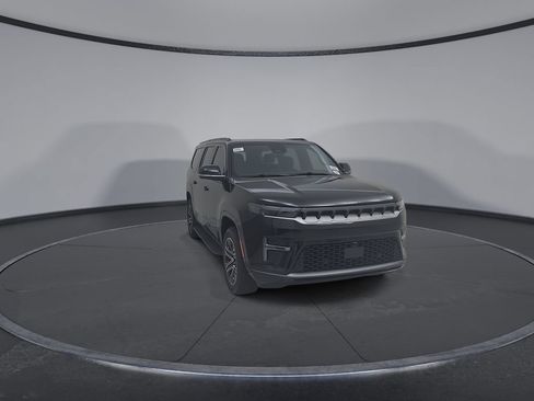 New 2026 Jeep Grand Wagoneer L 4WD image 4