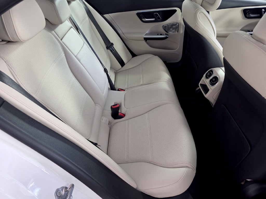 Certified 2023 Mercedes-Benz C 300 4MATIC Sedan image 25