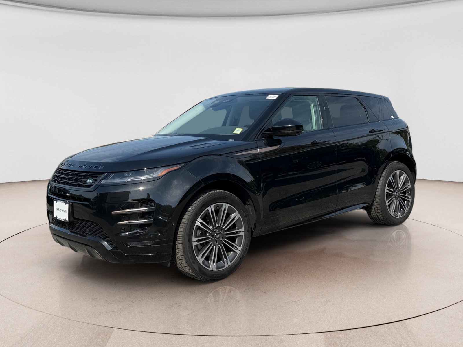 Used 2025 Land Rover Range Rover Evoque Dynamic SE AWD/4WD image 1