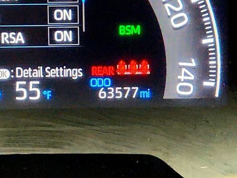 Used 2023 Toyota RAV4 XLE Premium image 16