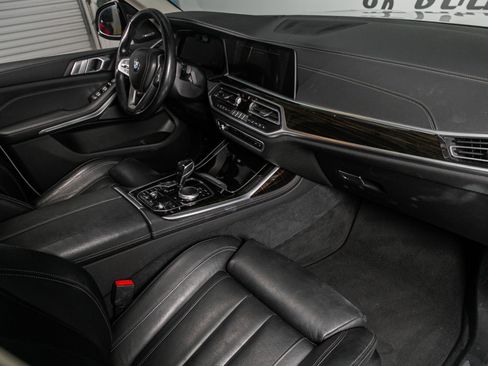 Used 2019 BMW X7 xDrive50i w/ Cold Weather Package image 35
