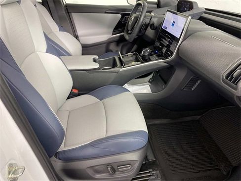 Used 2024 Subaru Solterra Limited image 10