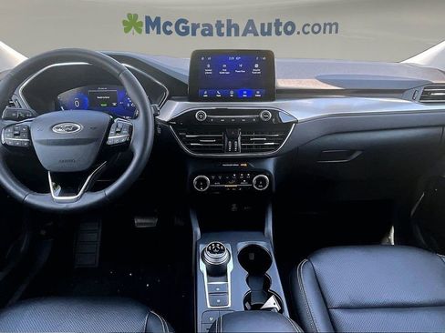 Used 2022 Ford Escape Titanium AWD/4WD image 7
