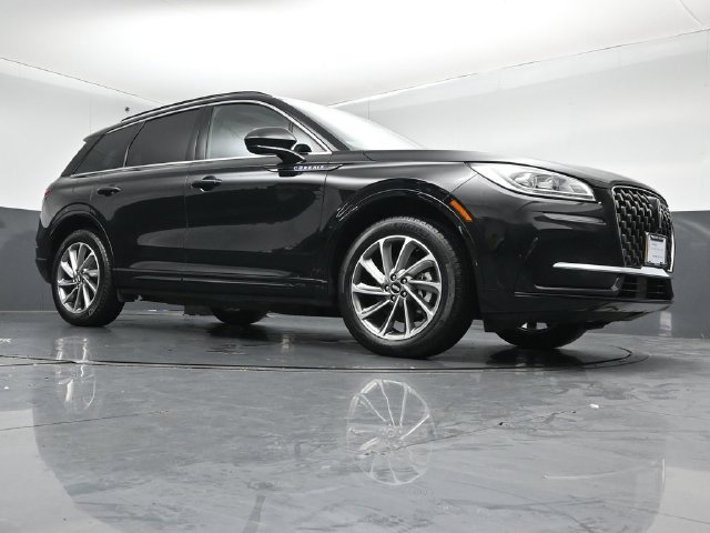 Certified 2025 Lincoln Corsair Grand Touring AWD/4WD image 37