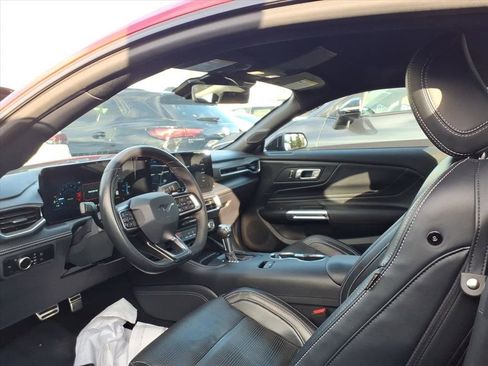 Used 2024 Ford Mustang GT Premium image 10