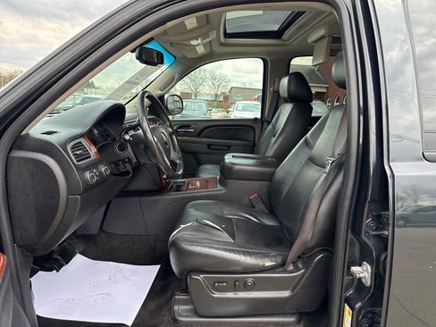 Used 2012 Chevrolet Tahoe LTZ image 28