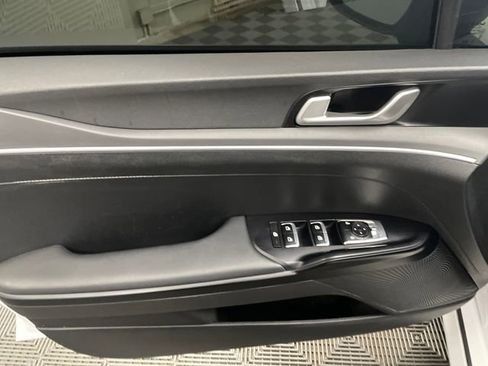 Used 2023 Kia K5 GT-Line w/ GT-Line Premium Package image 10