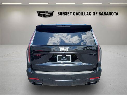 Certified 2025 Cadillac Escalade Sport Platinum AWD/4WD image 5