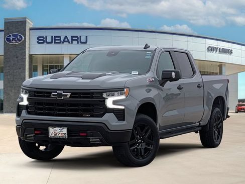Used 2024 Chevrolet Silverado 1500 LT Trail Boss w/ Convenience Package II AWD/4WD image 1