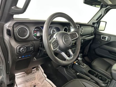 Used 2023 Jeep Wrangler Unlimited Sahara w/ Cold Weather Group image 13