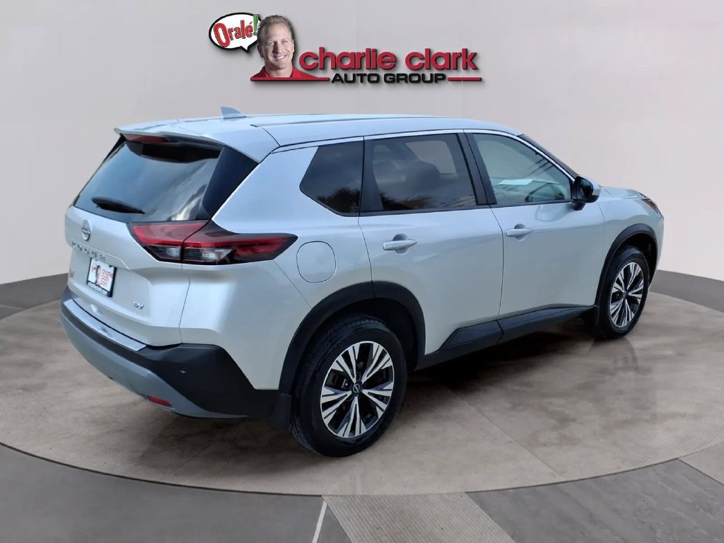 Used 2023 Nissan Rogue SV FWD image 5