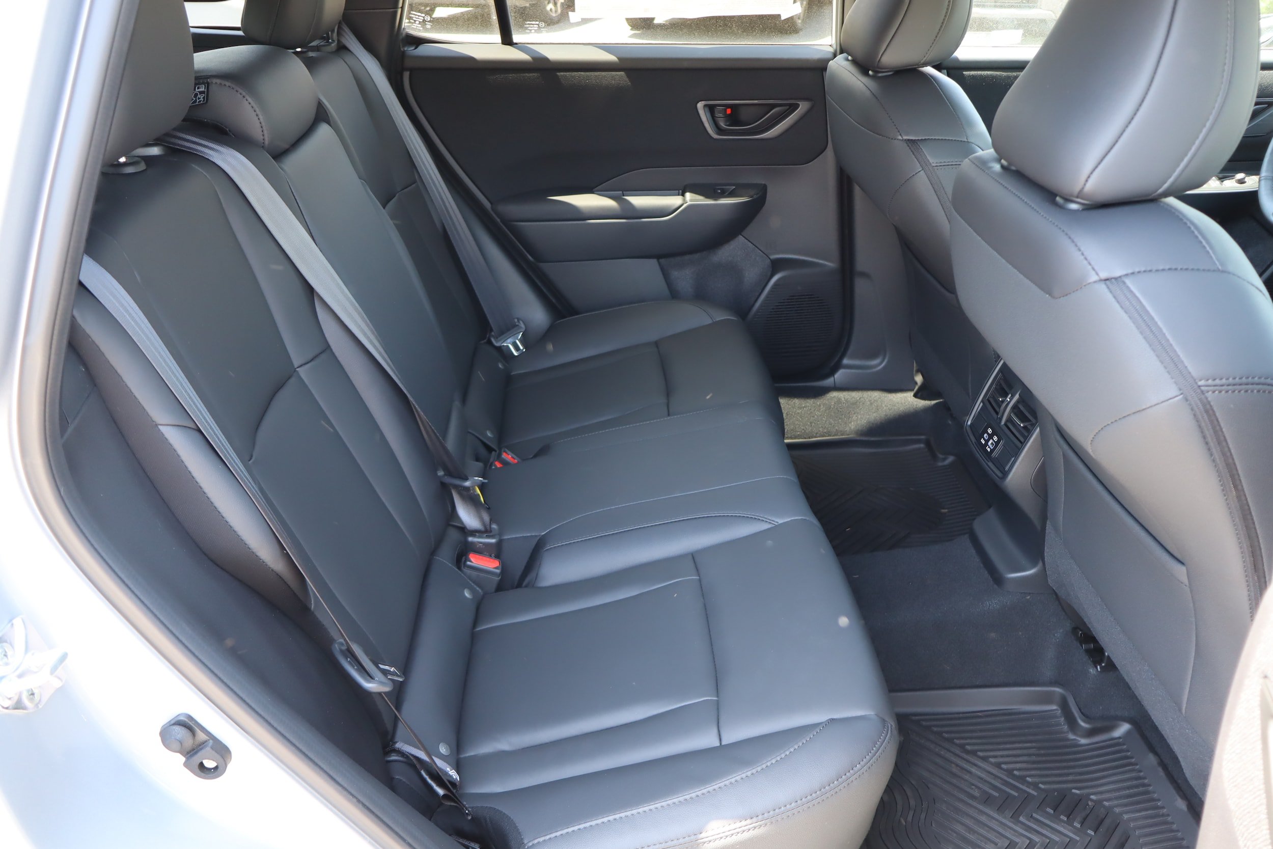 New 2026 Subaru Outback Premium w/ Premium/Limited Package AWD/4WD image 21