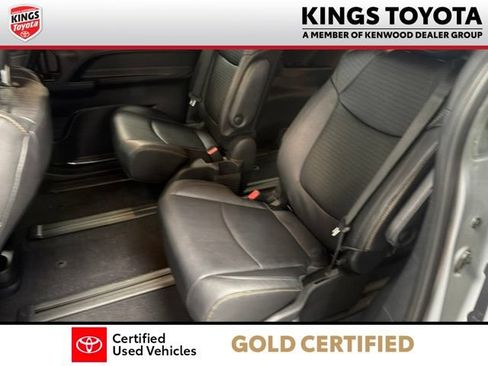 Used 2025 Toyota Sienna XLE Woodland Edition AWD/4WD image 16
