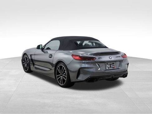 Certified 2025 BMW Z4 M40i w/ Edition image 3