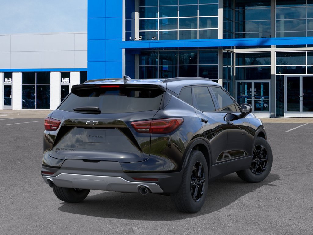 New 2026 Chevrolet Blazer LT w/ Midnight/Sport Edition AWD/4WD image 4