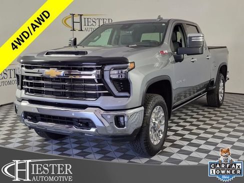 Certified 2025 Chevrolet Silverado 2500 LTZ w/ LTZ Premium Package AWD/4WD image 4