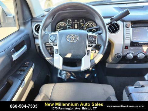 Used 2018 Toyota Tundra SR5 image 10