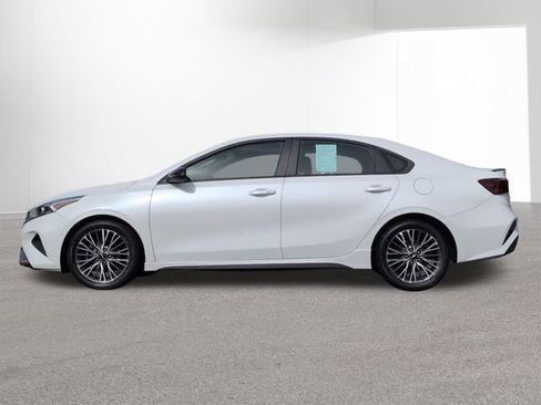 Used 2022 Kia Forte GT-Line w/ GT-Line Premium Package FWD image 10