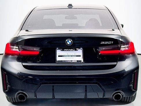 Used 2024 BMW 330i Sedan w/ M Sport Package RWD image 3