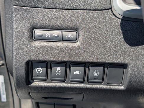 Used 2020 Nissan Murano SL w/ Cargo Package image 21