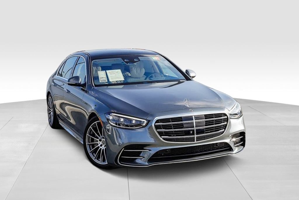 Used 2025 Mercedes-Benz S 580 4MATIC Sedan image 2