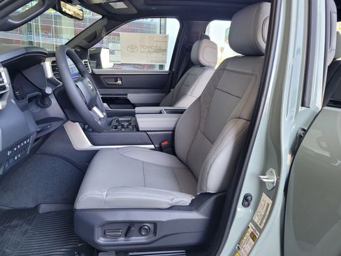 New 2025 Toyota Tundra Limited AWD/4WD image 10