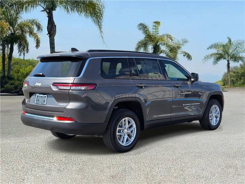 New 2026 Jeep Grand Cherokee L 2WD image 4