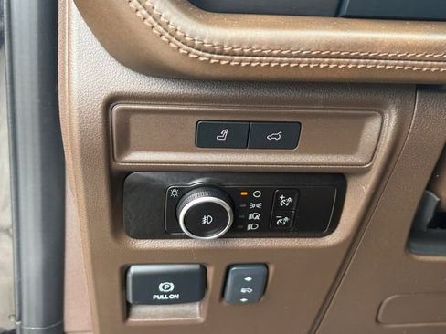 Used 2023 Ford Expedition King Ranch RWD image 5