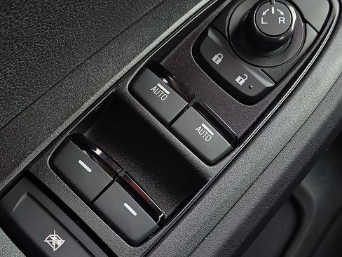 New 2026 Subaru Crosstrek 2.0i Premium image 18