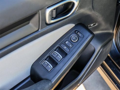 Used 2023 Honda Civic LX image 22