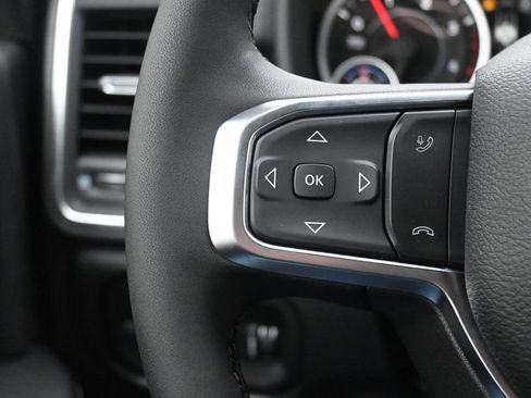 New 2026 RAM 2500 Big Horn AWD/4WD image 32