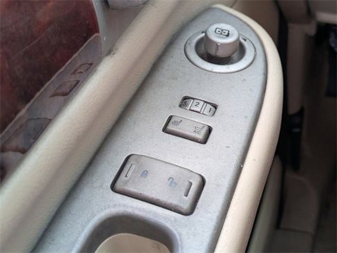 Used 2005 Lincoln Aviator 2WD image 25