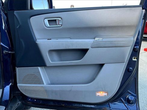 Used 2013 Honda Pilot Touring image 24