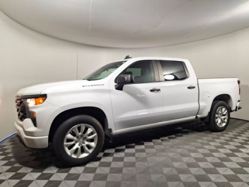 Used 2023 Chevrolet Silverado 1500 Custom RWD image 1