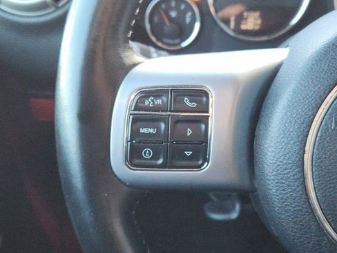 Used 2017 Jeep Wrangler Unlimited Rubicon image 29