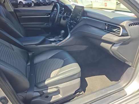 Certified 2022 Toyota Camry SE w/ Audio Upgrade Package FWD image 16
